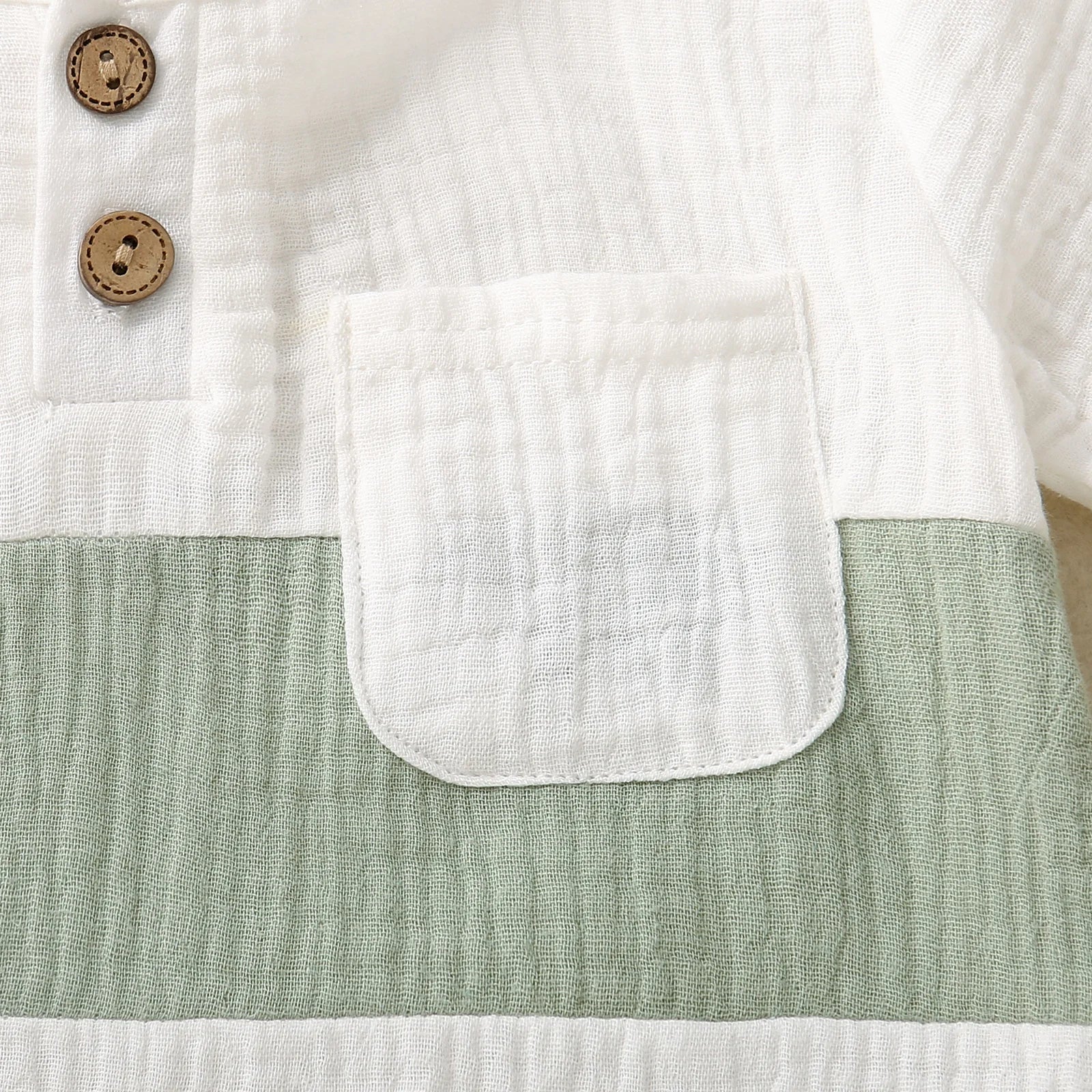 Summer shorts and top set