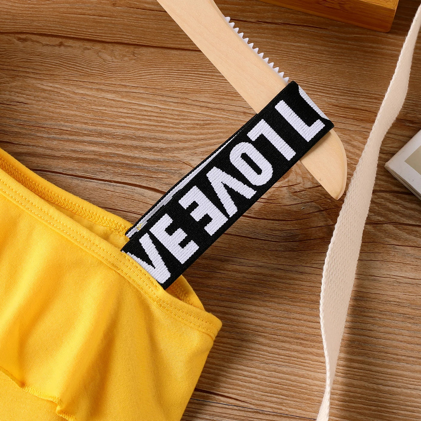 Girls' 2 Piece Set with Sleeveless Camisole and Mesh Skirt