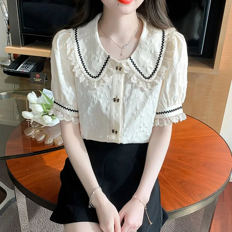 Haut Chic à Col Claudine