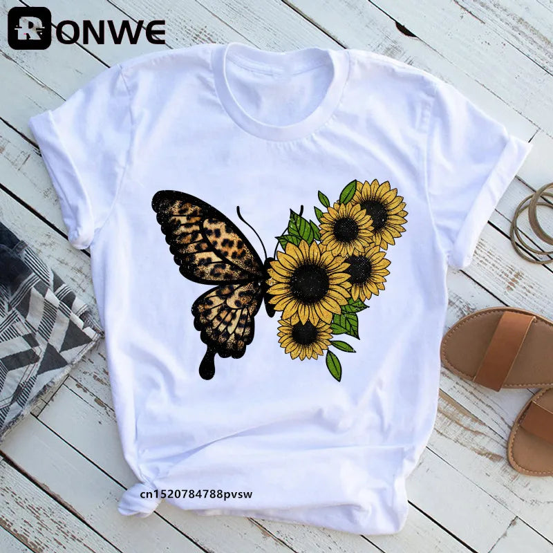 Tree print t-shirt, butterfly round neck