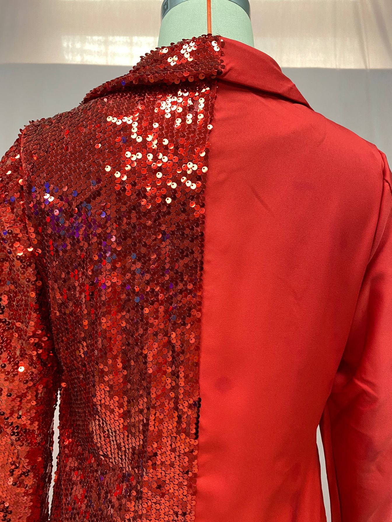 Mini Robe de soirée à Sequins Manches Longues,