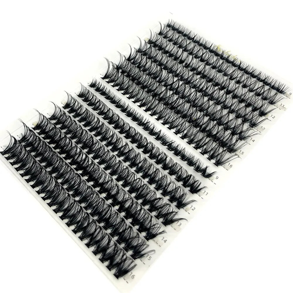 Individual eyelash tray