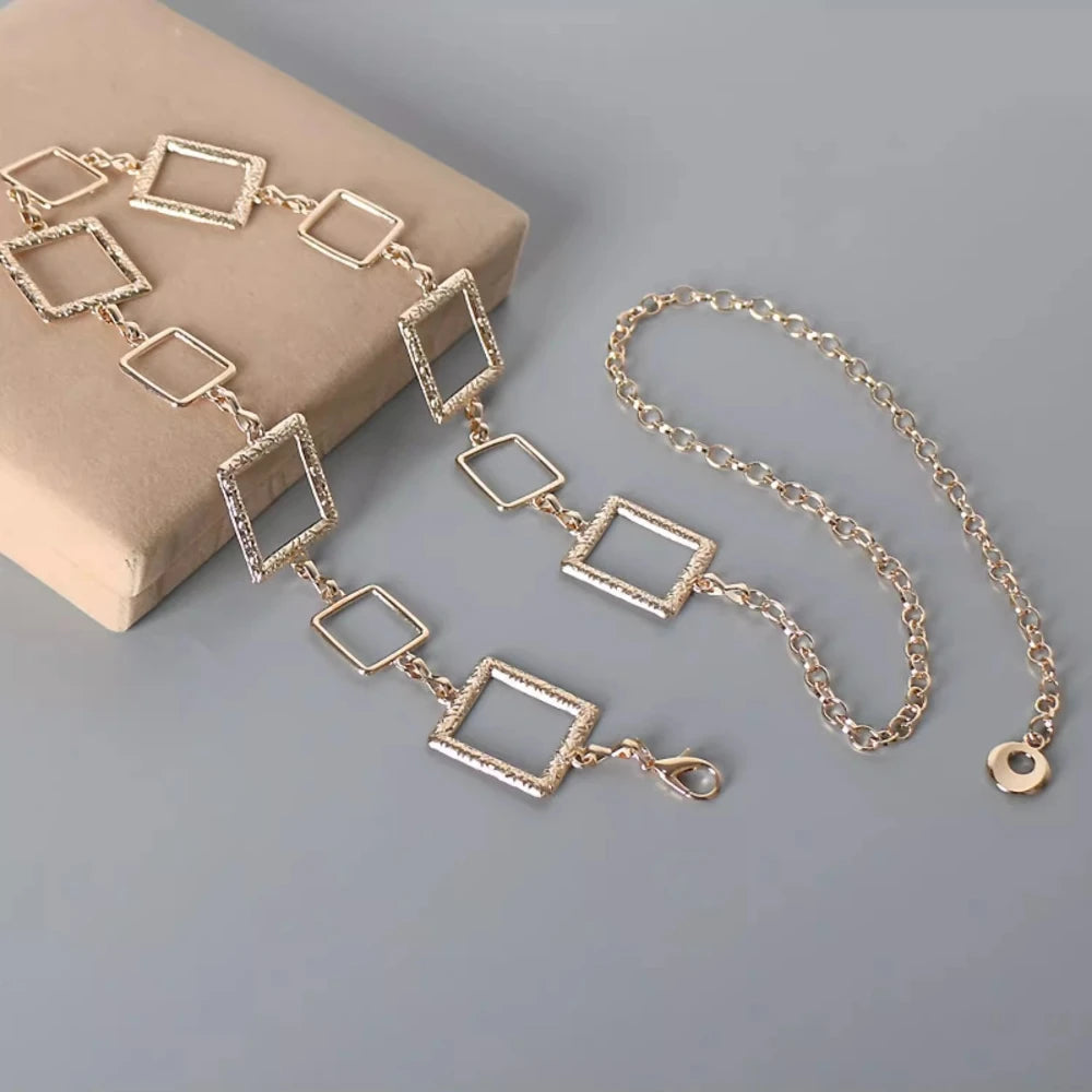 Chaîne de Taille Dorée Quadrilatère