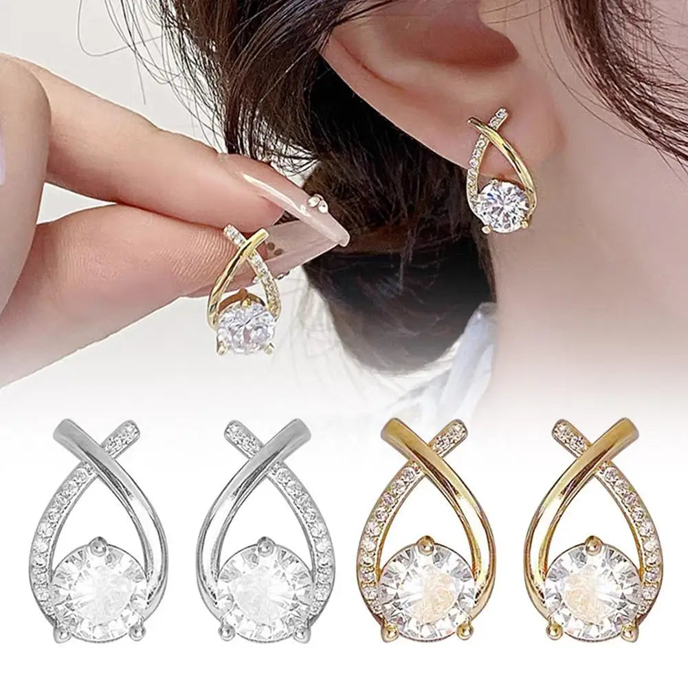 Boucles d'oreilles élégantes croisées en cristal