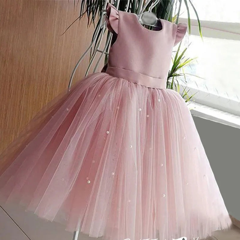 Robe de fête dos nu fille