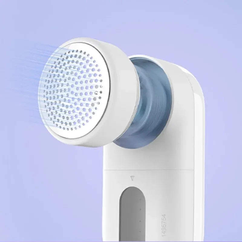 Rechargeable lint shaver for clothing