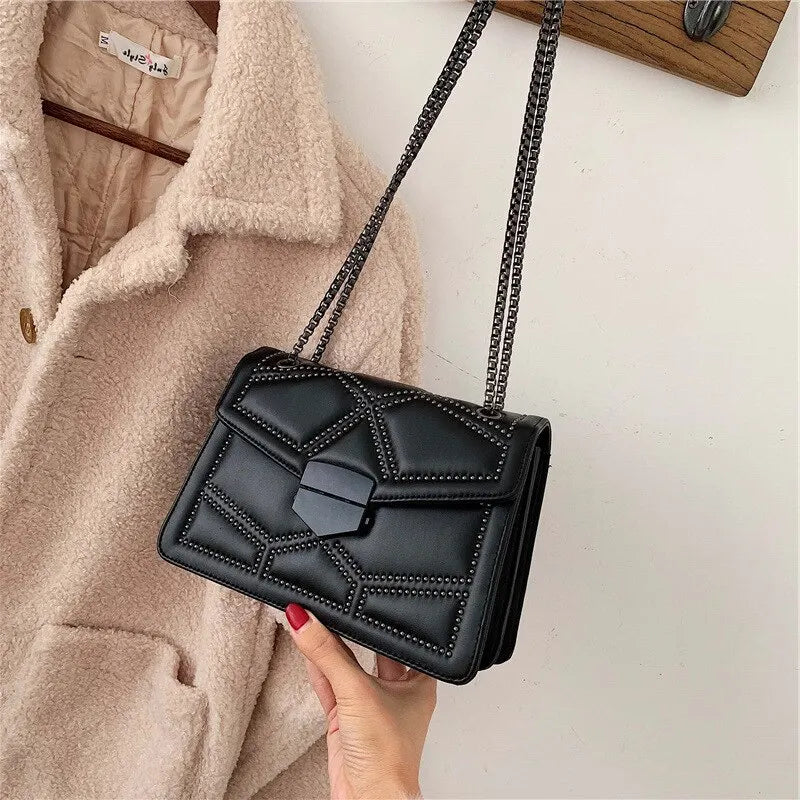 Crossbody bag with flap