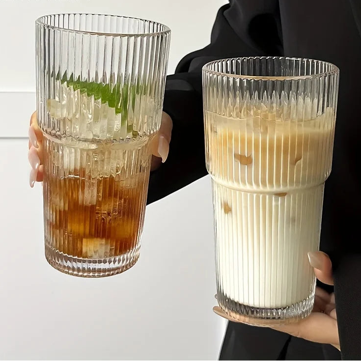 Tasse à Café en Verre Rayé 600 ml avec Couvercle