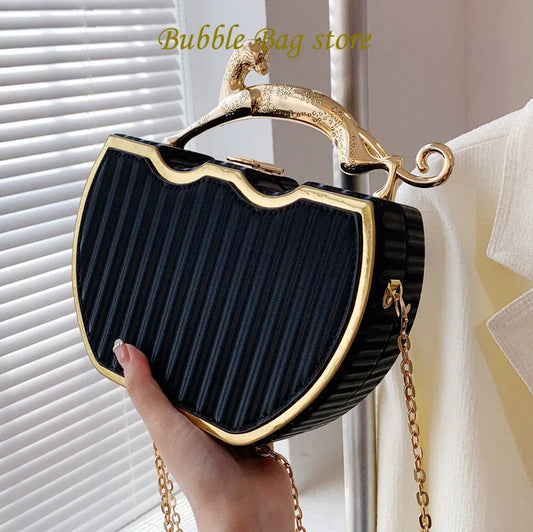 Printed stripe design shoulder bag