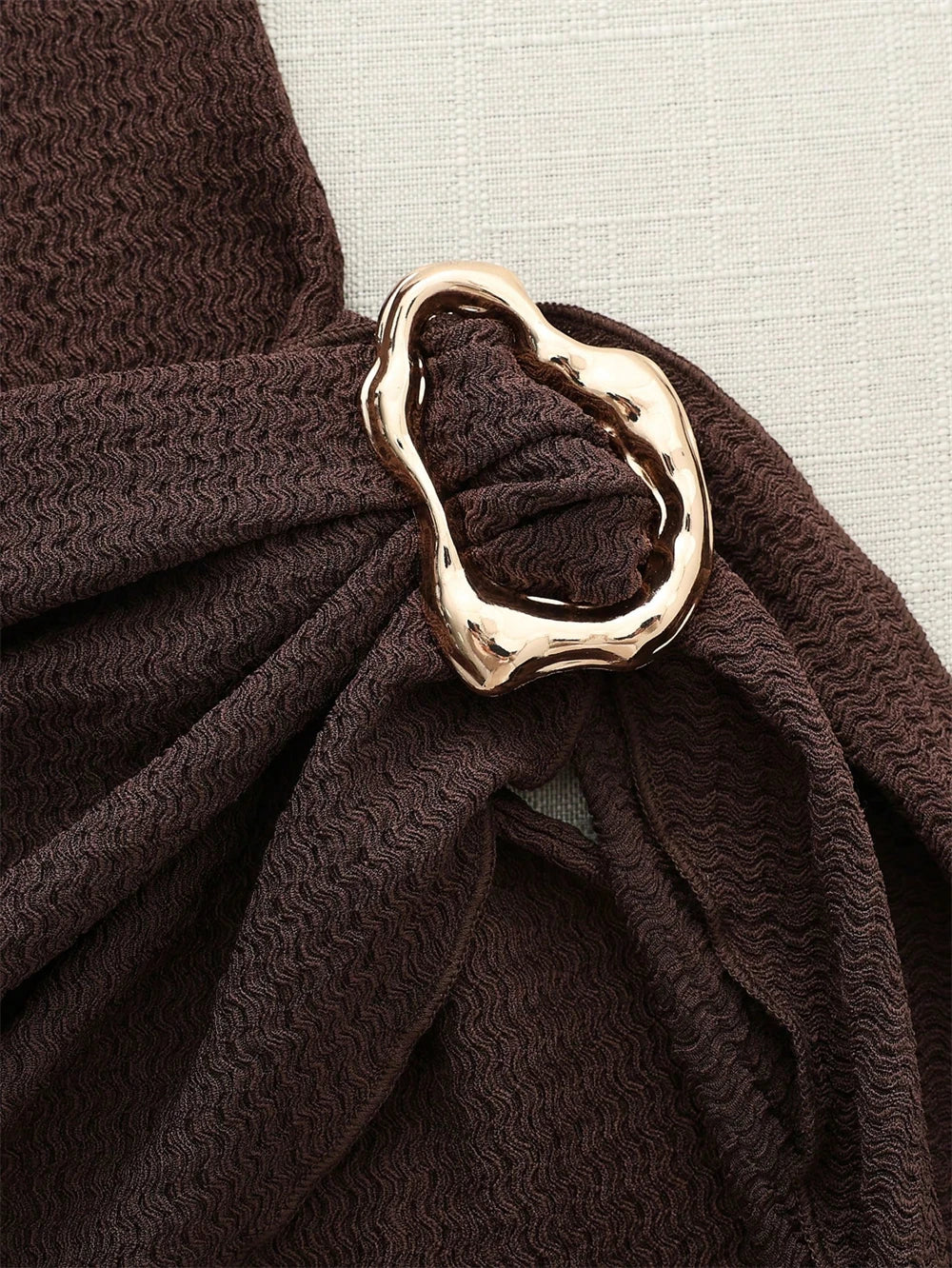 Robe Courte Femme Élégante