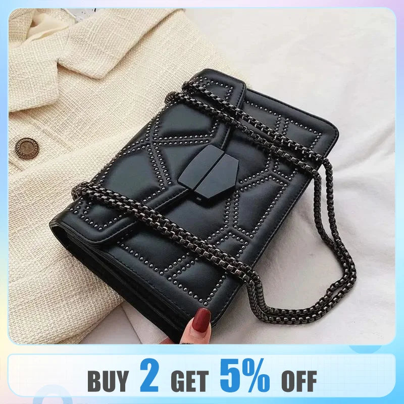 Crossbody bag with flap