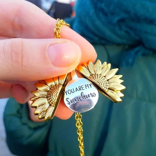 Pendentif boho avec médaillon en tournesol