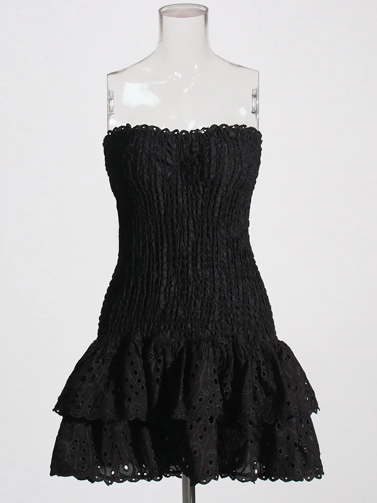 Robe Asymétrique à Découpes