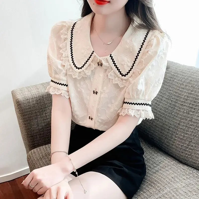 Haut Chic à Col Claudine