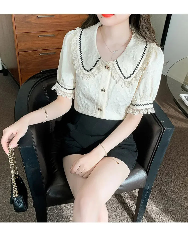 Haut Chic à Col Claudine