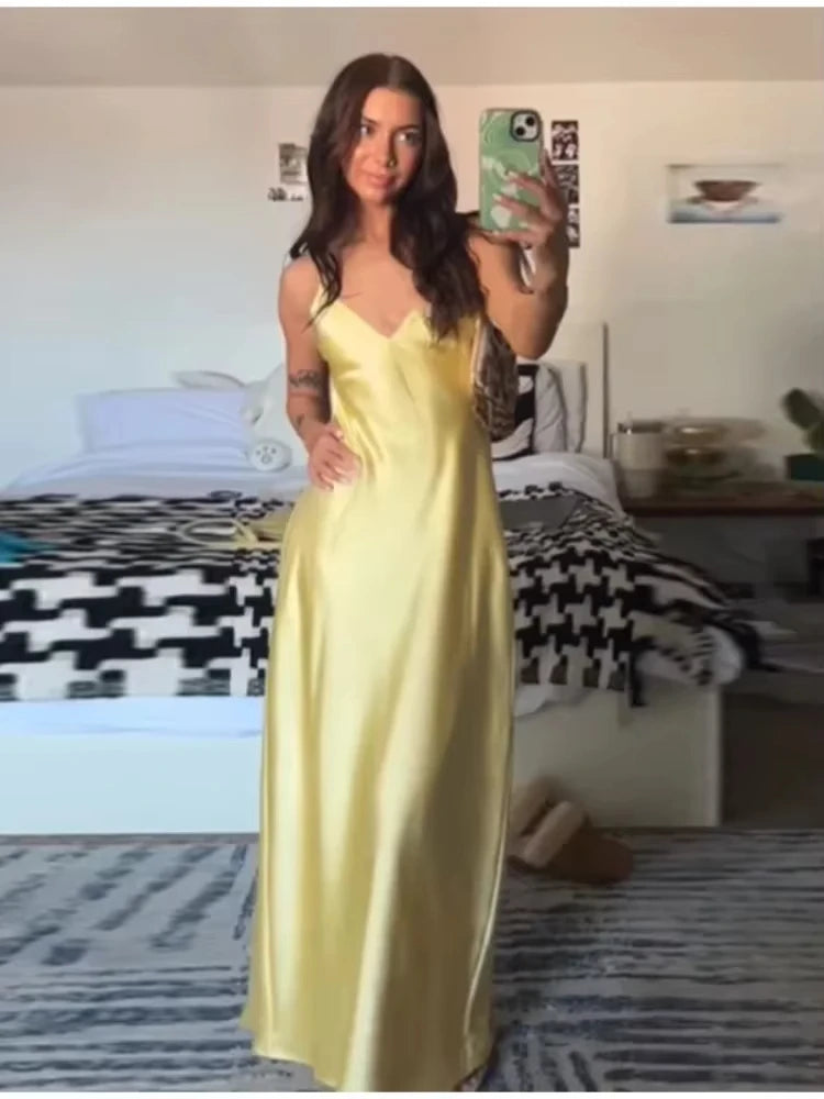 Robe Longue Satinée Jaune Femme